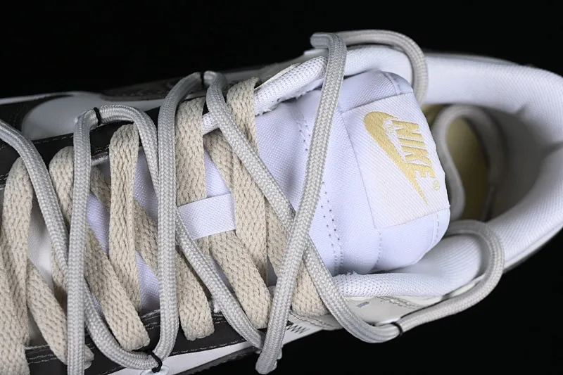 All Categories Nk SB Dunk Series Nk SB Dunk Low Low-top sneakers Nk Dunk Low "Team Gold" Official custom-cracked SB strap low-top casual sneakers DV0833-100